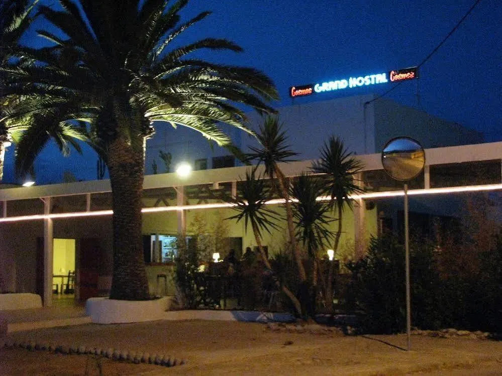 Cosmos Grand Hostal Sant Francesc de s'Estany 3*,